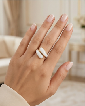 Δαχτυλίδι λευκό με χρυσό περίγραμμα ατσάλι